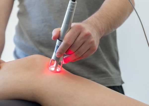 Biorresonancia y Luz Coherente: Soluciones Innovadoras para el Dolor Crónico.